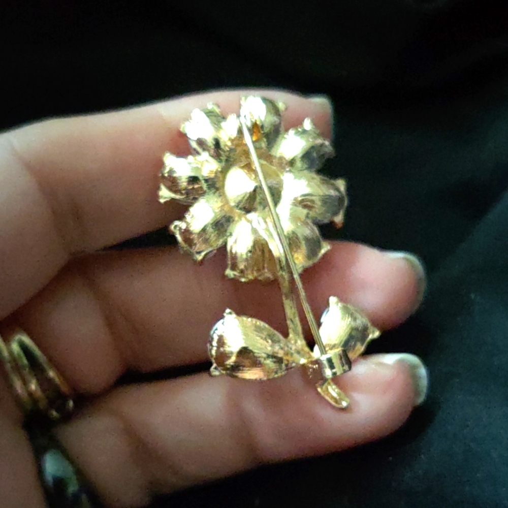 Pink Rhinestone Flower Brooch - Picture 3 of 3